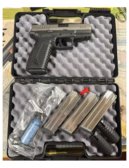 Pistolet HS Produkt SF19 noir inox cal.9x19mm para