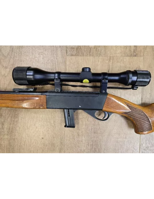 Carabine semi-automatique Anschütz modèle 520 cal.22lr + lunette 4x40