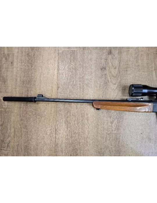 Carabine semi-automatique Anschütz modèle 520 cal.22lr + lunette 4x40